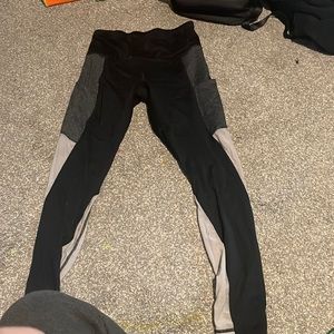 Leggings with side pockets